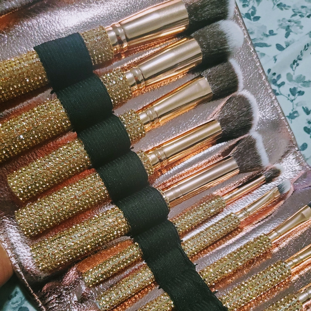 10 pc Rose Gold Glam Rhinestone Make up Brush set
